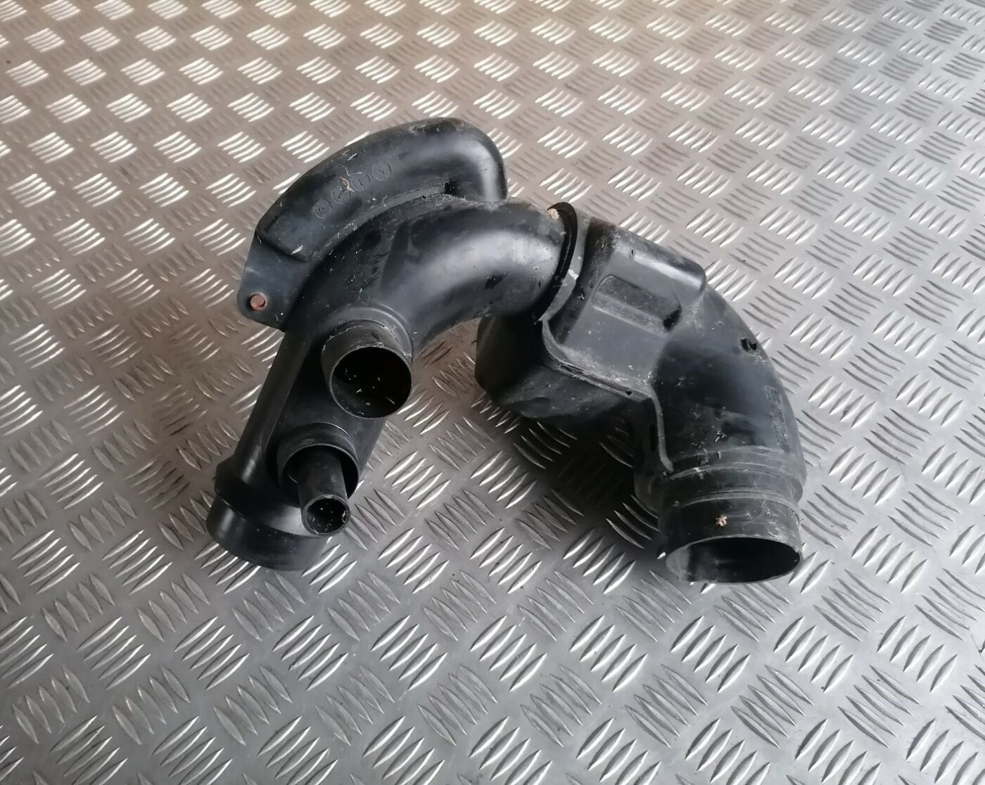 Gaisa filtra korpusa caurule priekš HONDA ACCORD 2008 7 Gaisa filtra korpusa caurule priekš HONDA ACCORD 2008