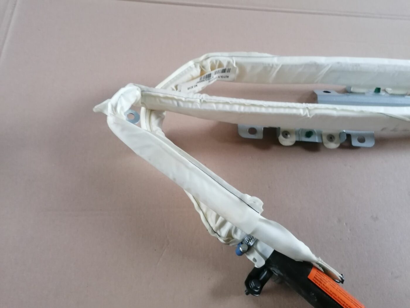 Griestu drošības spilvens, pa labi priekš VOLVO S60 2004 3 Griestu drošības spilvens, pa labi priekš VOLVO S60 2004