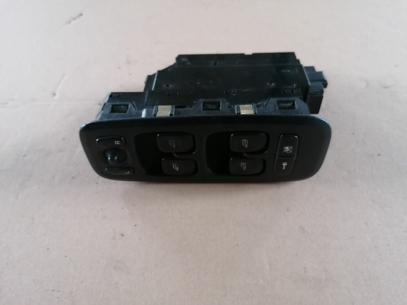 Šofera durvju slēdža pogas priekš VOLVO S60 2004 2 Šofera durvju slēdža pogas priekš VOLVO S60 2004