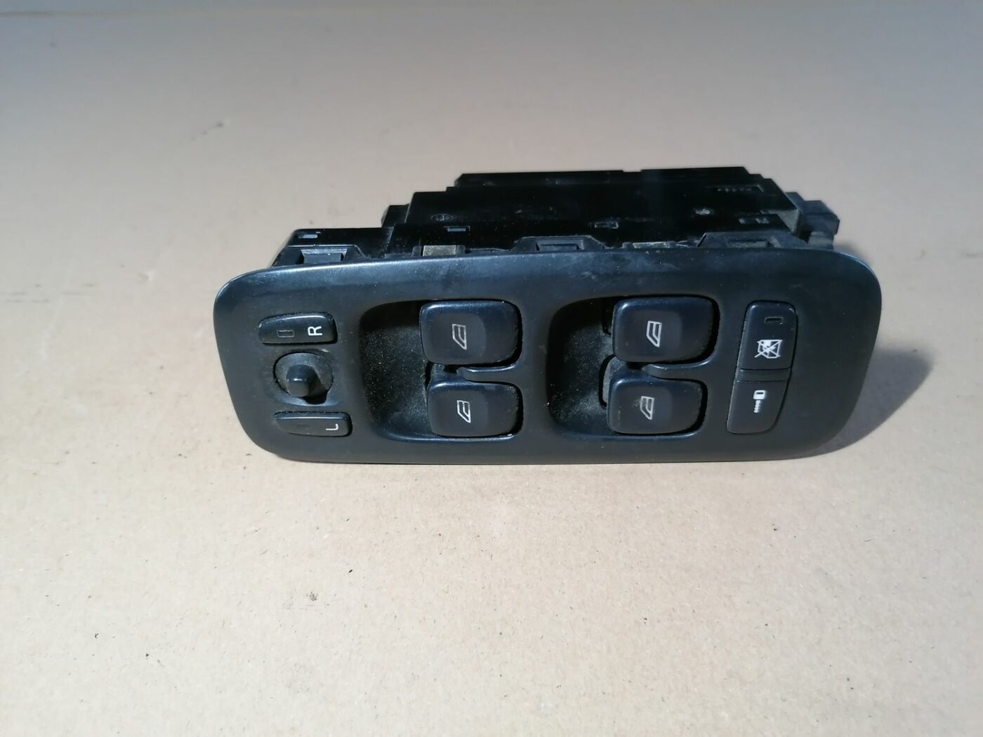 Šofera durvju slēdža pogas priekš VOLVO S60 2004 6 Šofera durvju slēdža pogas priekš VOLVO S60 2004