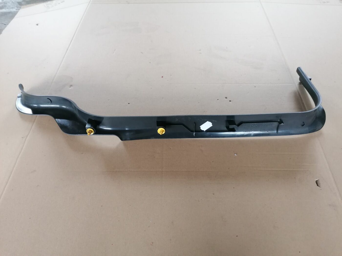 Sliekšņa priekšēja laba uzlika (salonā) priekš VOLVO S60 2004 3 Sliekšņa priekšēja laba uzlika (salonā) priekš VOLVO S60 2004