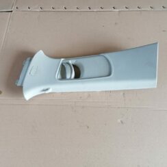 Vidējas salona statnes apdare priekš SKODA YETI 2012