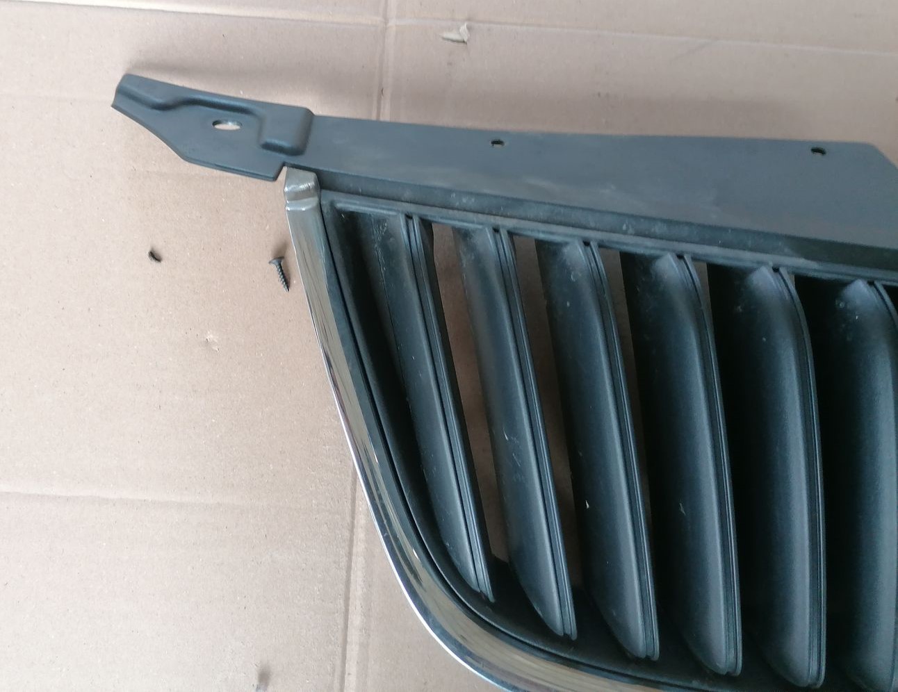 Bufera reste priekš SKODA YETI 2012 2 Bufera reste priekš SKODA YETI 2012