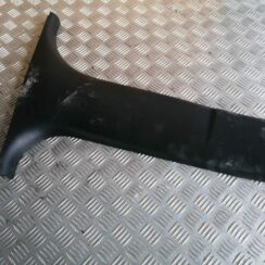 Vidējas salona statnes apdare priekš BMW 1 E87 2007 GRAPHITE