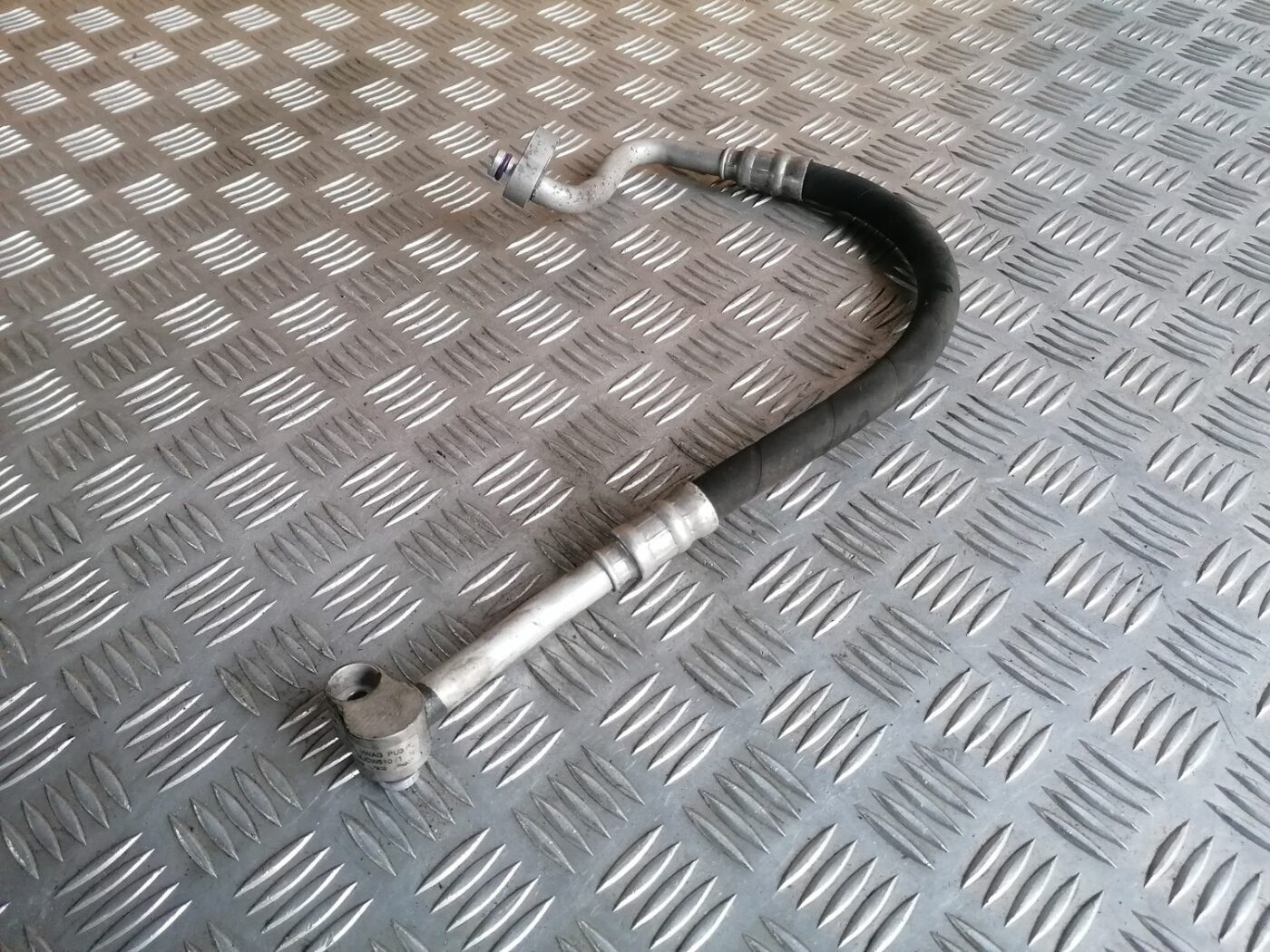 Gaisa kondicioniera caurule priekš SKODA OCTAVIA 2012 2 Gaisa kondicioniera caurule priekš SKODA OCTAVIA 2012