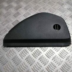 Mērinstrumentu paneļa sānu apdare priekš SKODA OCTAVIA 2012