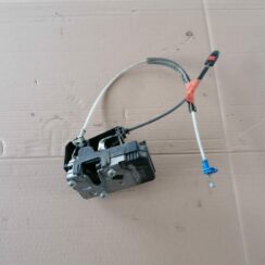 Priekšējo labo durvju slēdzene priekš OPEL ZAFIRA 2002