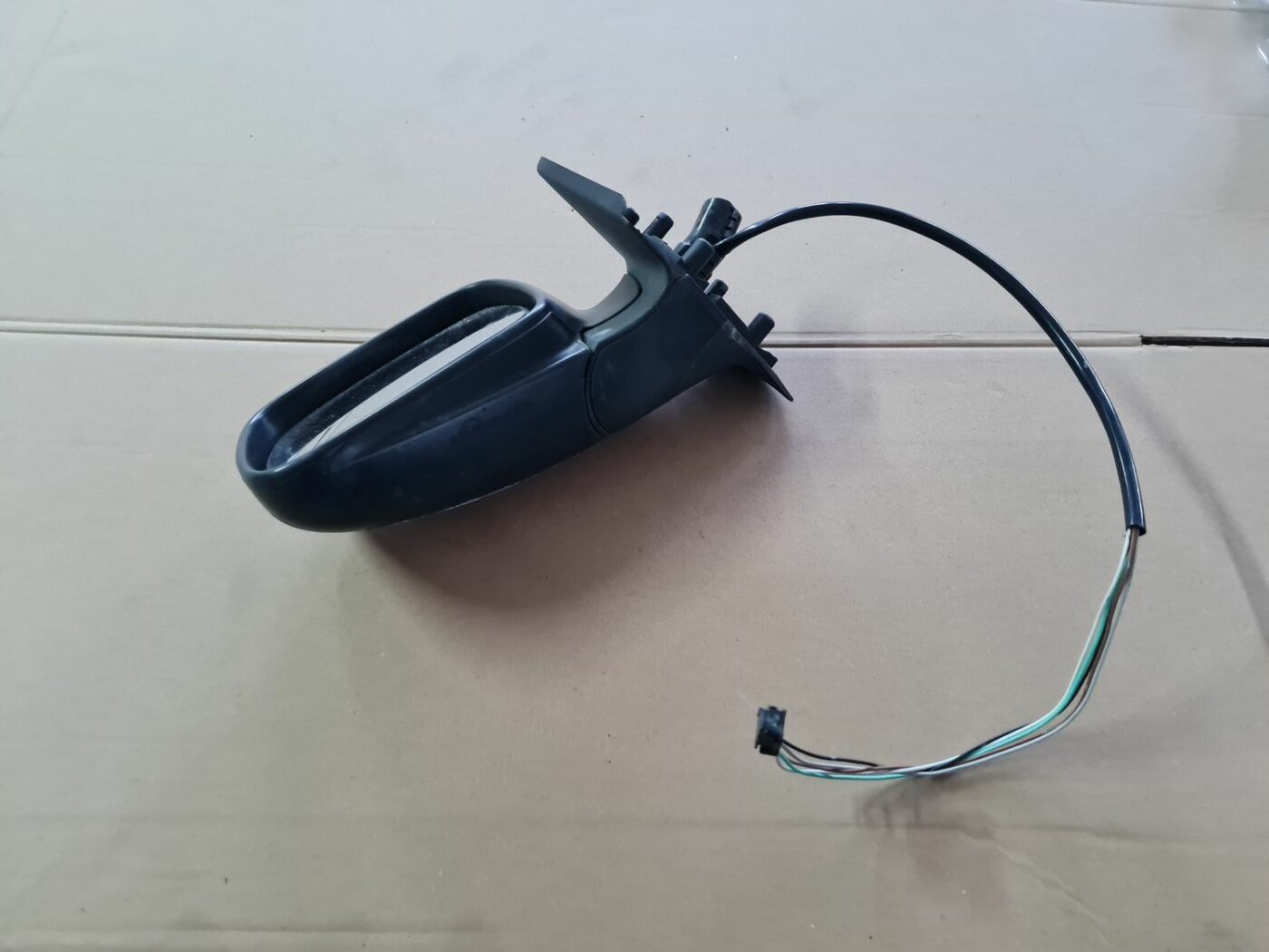 Ārējais spogulis, pa kreisi priekš PEUGEOT 307 2003 4 Ārējais spogulis, pa kreisi priekš PEUGEOT 307 2003