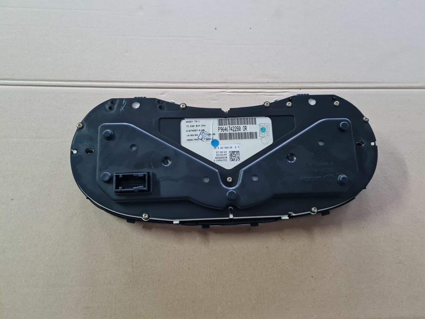 Spidometrs priekš PEUGEOT 307 2003 4 Spidometrs priekš PEUGEOT 307 2003