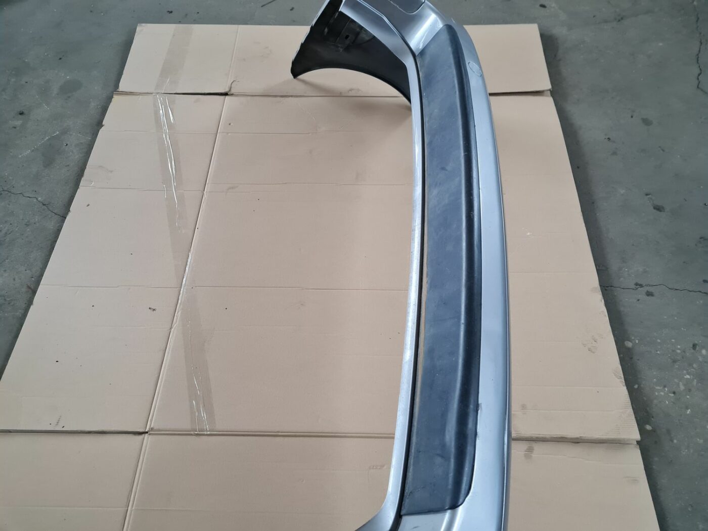 Aizmugures buferis priekš PEUGEOT 307 2003 6 Aizmugures buferis priekš PEUGEOT 307 2003