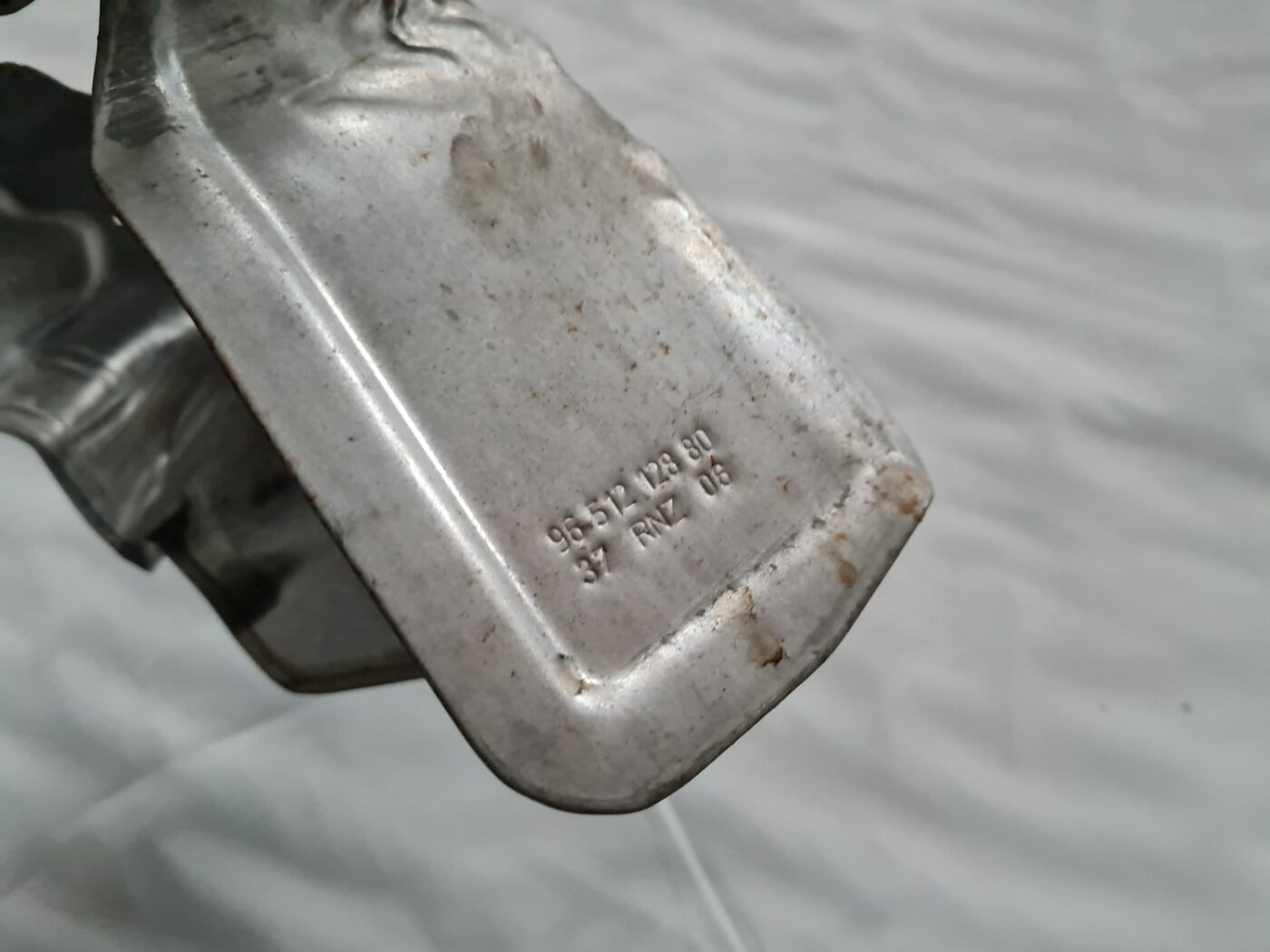 Karstuma aizsargs (mazs) priekš CITROEN C4 2006-2 3 Karstuma aizsargs (mazs) priekš CITROEN C4 2006-2