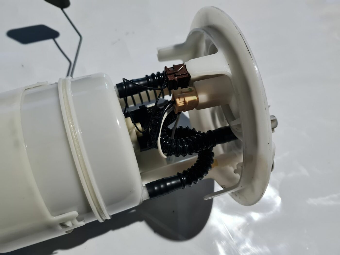 Degvielas tvertnes sūknis priekš CITROEN C4 2006-2 4 Degvielas tvertnes sūknis priekš CITROEN C4 2006-2