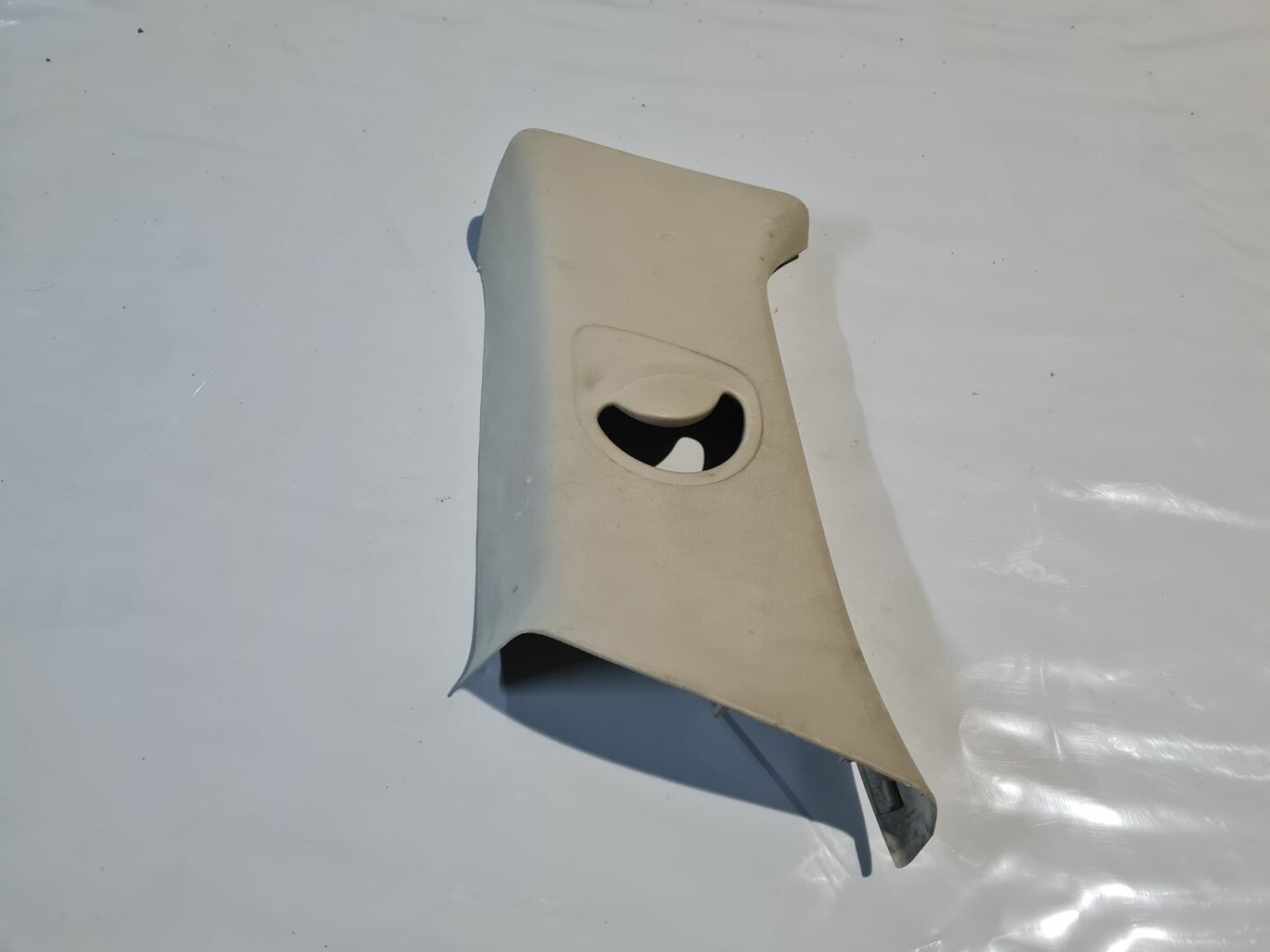 Vidējas salona statnes apdare priekš CITROEN C4 2006-2 1 Vidējas salona statnes apdare priekš CITROEN C4 2006-2