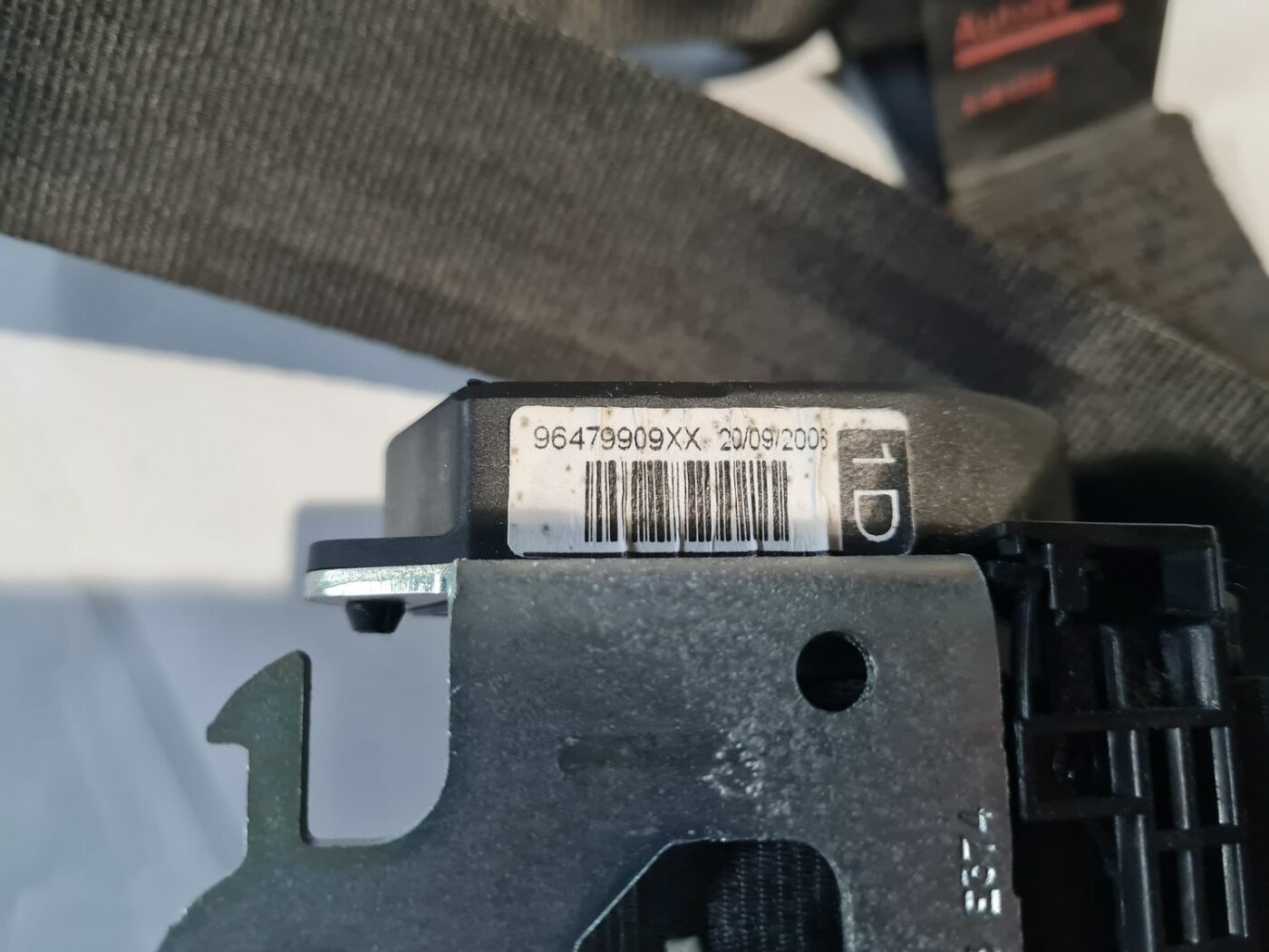 Priekšējā kreisā drošības josta priekš CITROEN C4 2006-2 2 Priekšējā kreisā drošības josta priekš CITROEN C4 2006-2