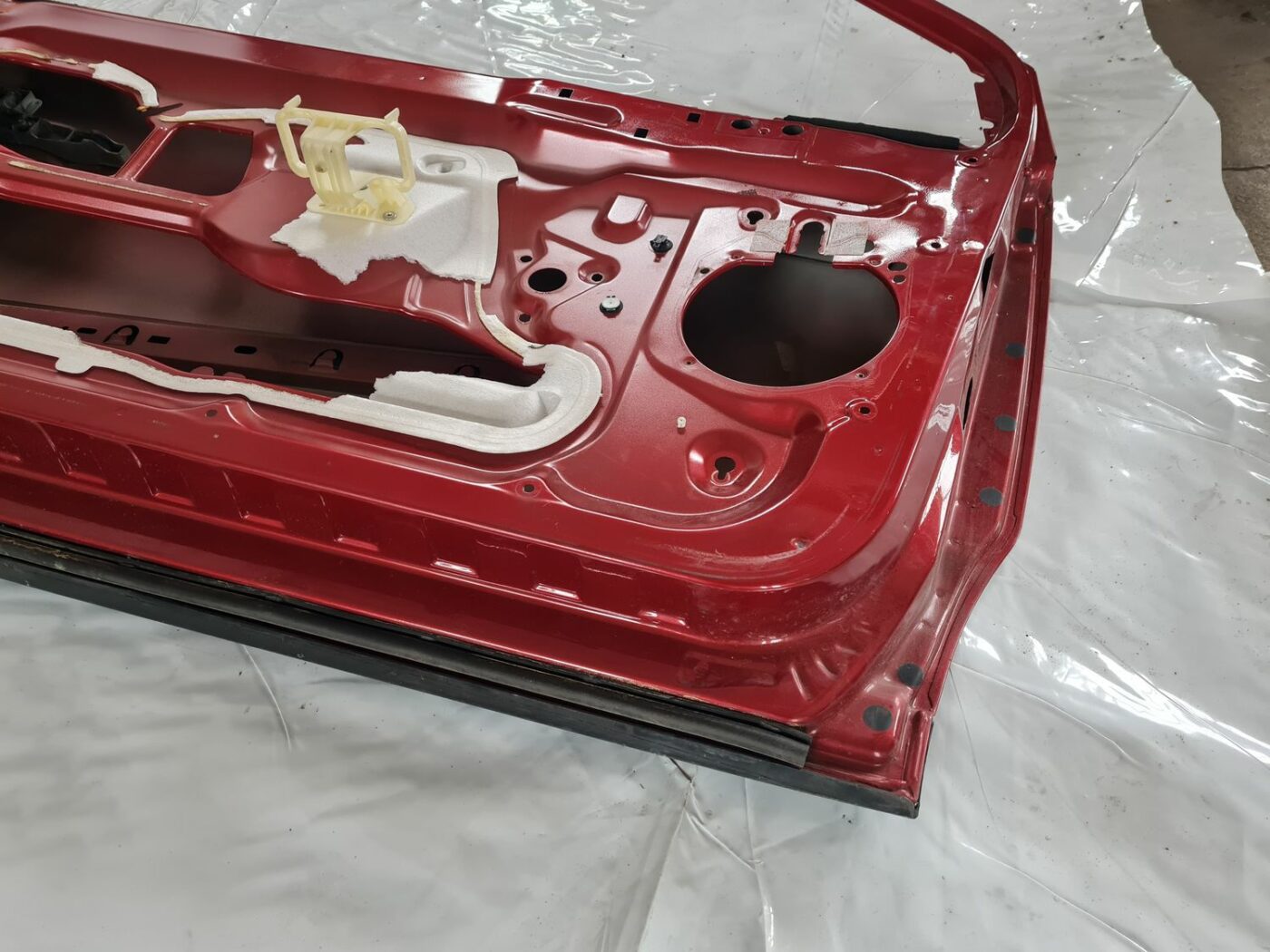 Priekšējās kreisās durvis priekš CITROEN C4 2006-2 3 Priekšējās kreisās durvis priekš CITROEN C4 2006-2