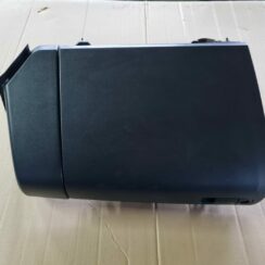 Mantu glabāšanas nodalījums pasažiera pusē priekš MAZDA 3 2007