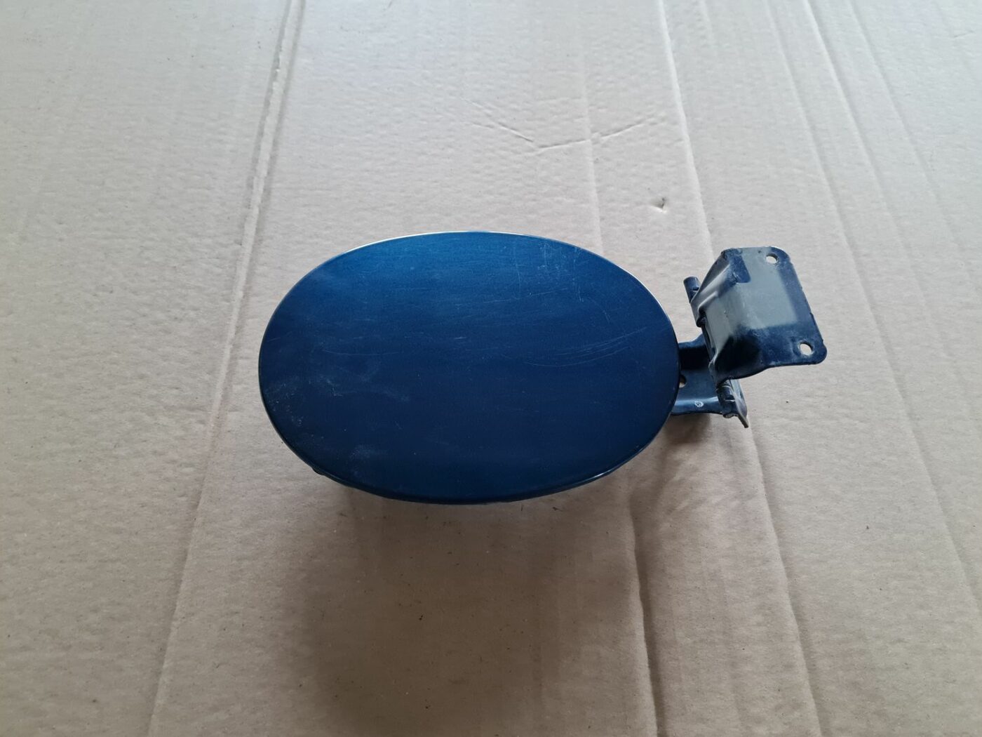 Degvielas tvertnes vāks priekš MAZDA 3 2007 1 Degvielas tvertnes vāks priekš MAZDA 3 2007