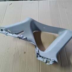 Bagažnieka nodalījuma statnes apdare priekš MAZDA 3 2007