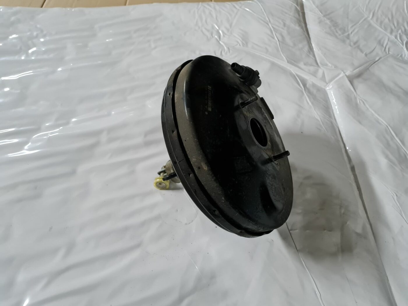 Vakuuma bremžu pastiprinātājs priekš MAZDA 3 2007 2 Vakuuma bremžu pastiprinātājs priekš MAZDA 3 2007