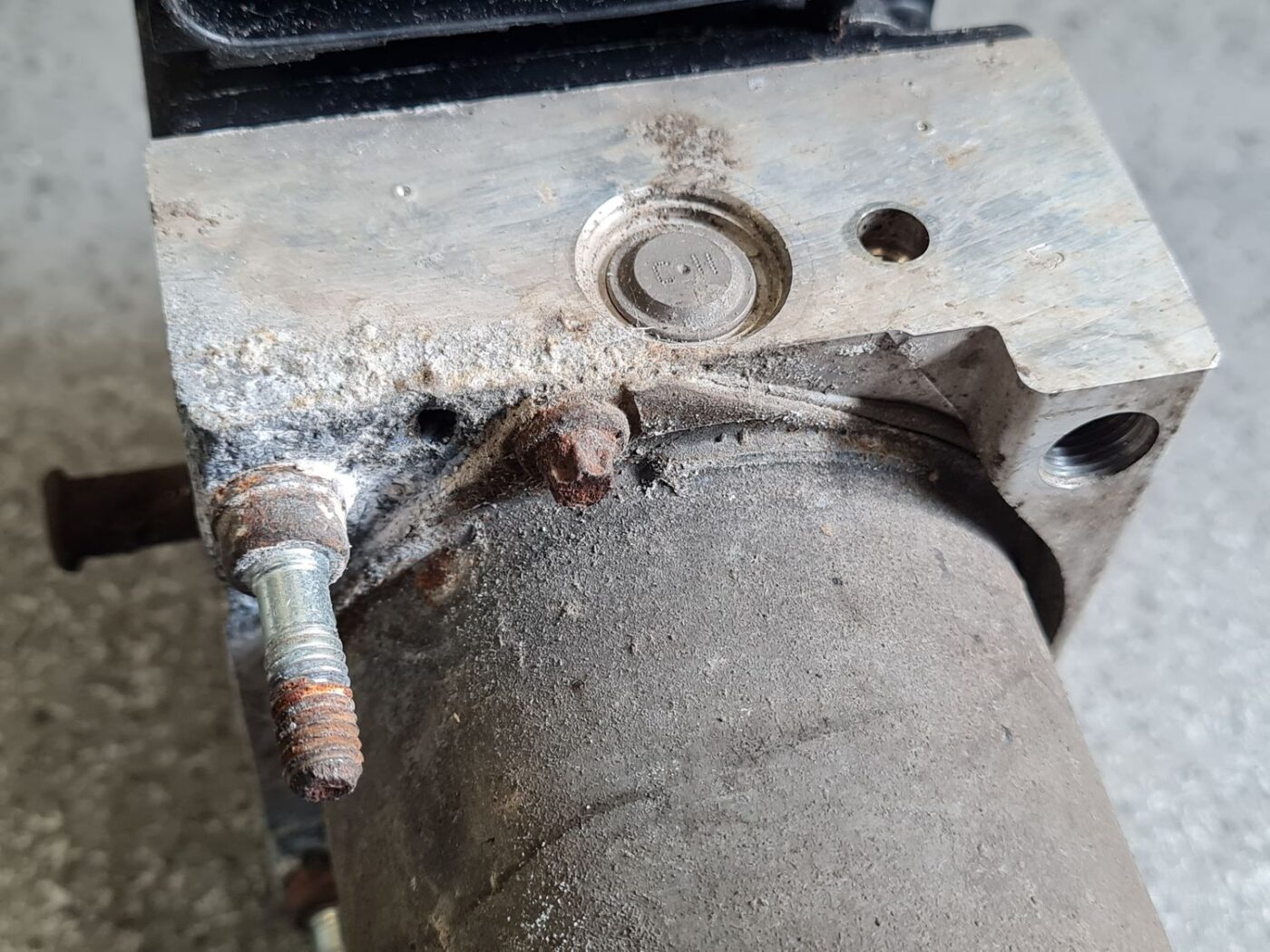 ABS bloks priekš PEUGEOT 307 2003 5 ABS bloks priekš PEUGEOT 307 2003