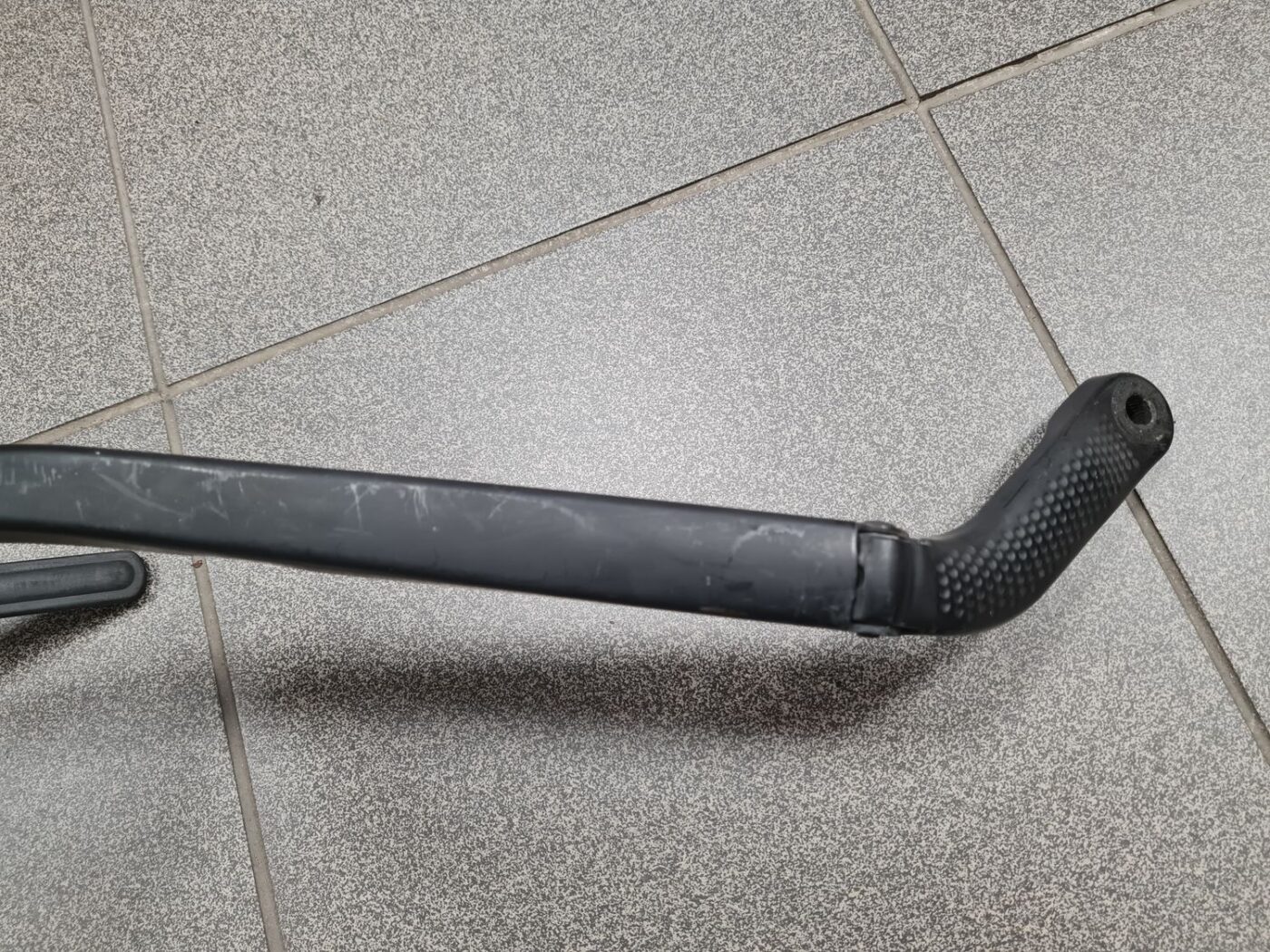 Vējstikla slotu turētājs priekš CITROEN C4 2006-2 9 Vējstikla slotu turētājs priekš CITROEN C4 2006-2