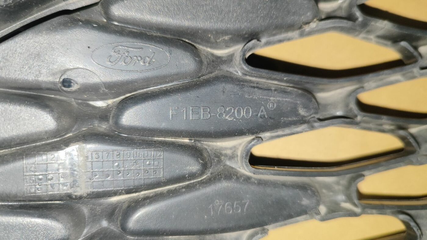 Bufera reste priekš FORD FOCUS 2016 UNIVERSAL 3 Bufera reste priekš FORD FOCUS 2016 UNIVERSAL