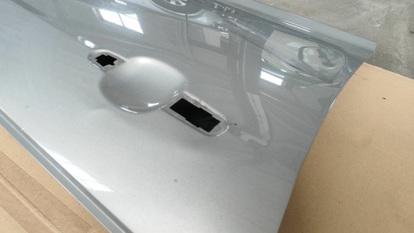 Priekšējās labās durvis priekš FORD FOCUS 2016 UNIVERSAL 9 Priekšējās labās durvis priekš FORD FOCUS 2016 UNIVERSAL