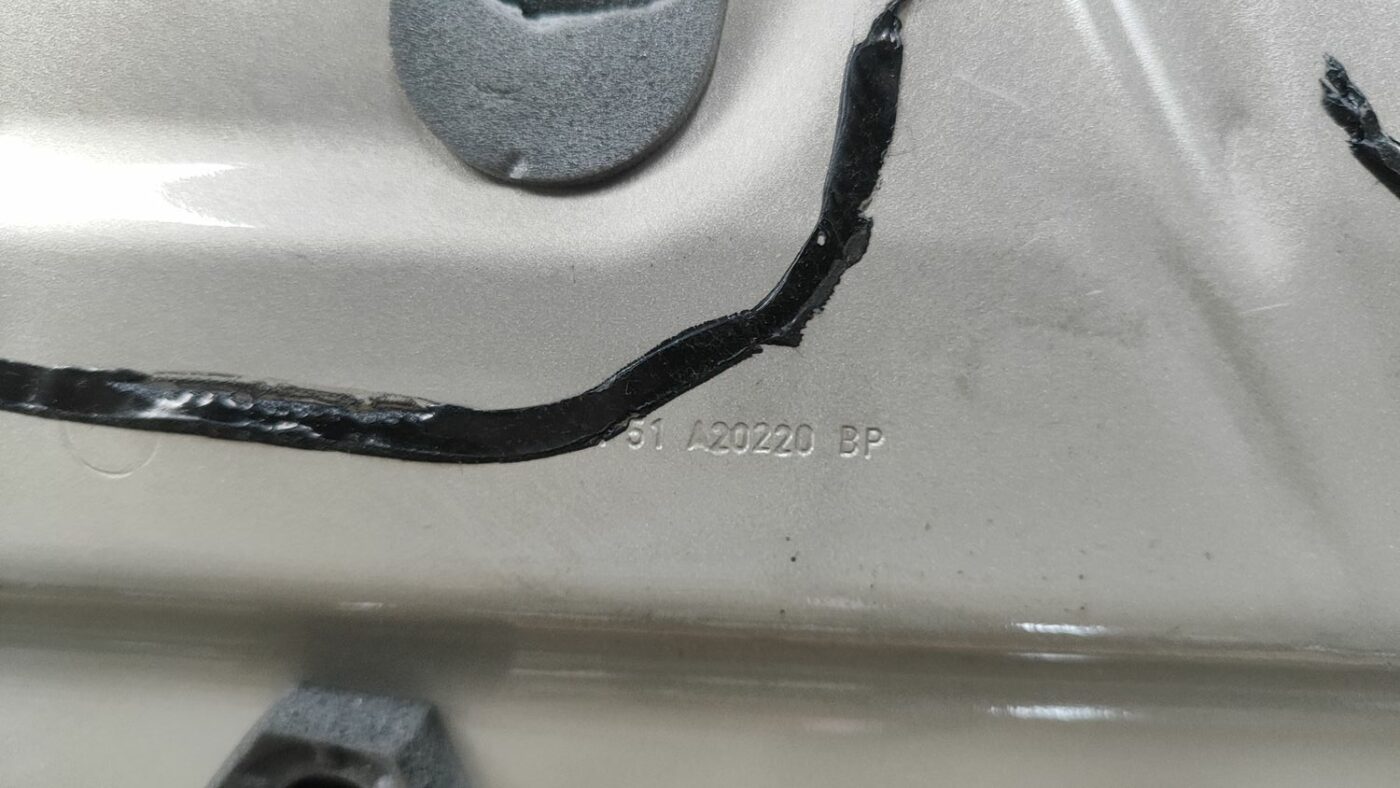 Priekšējās labās durvis priekš FORD FOCUS 2016 UNIVERSAL 3 Priekšējās labās durvis priekš FORD FOCUS 2016 UNIVERSAL