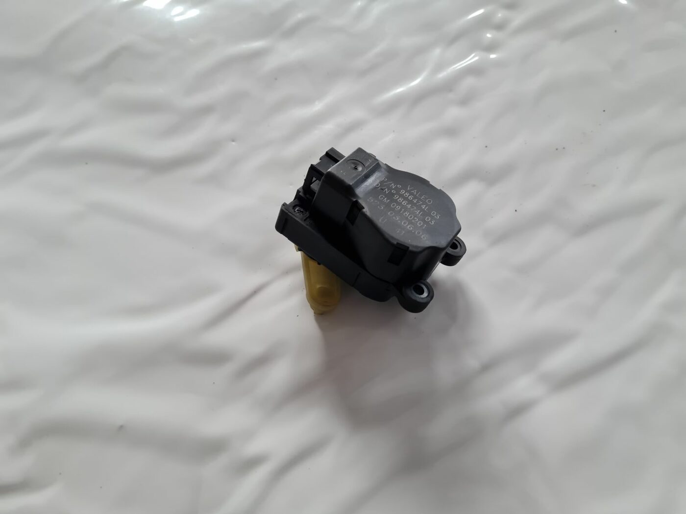 Apsildes sistēmas aktuators priekš OPEL VECTRA C 2006 1 Apsildes sistēmas aktuators priekš OPEL VECTRA C 2006