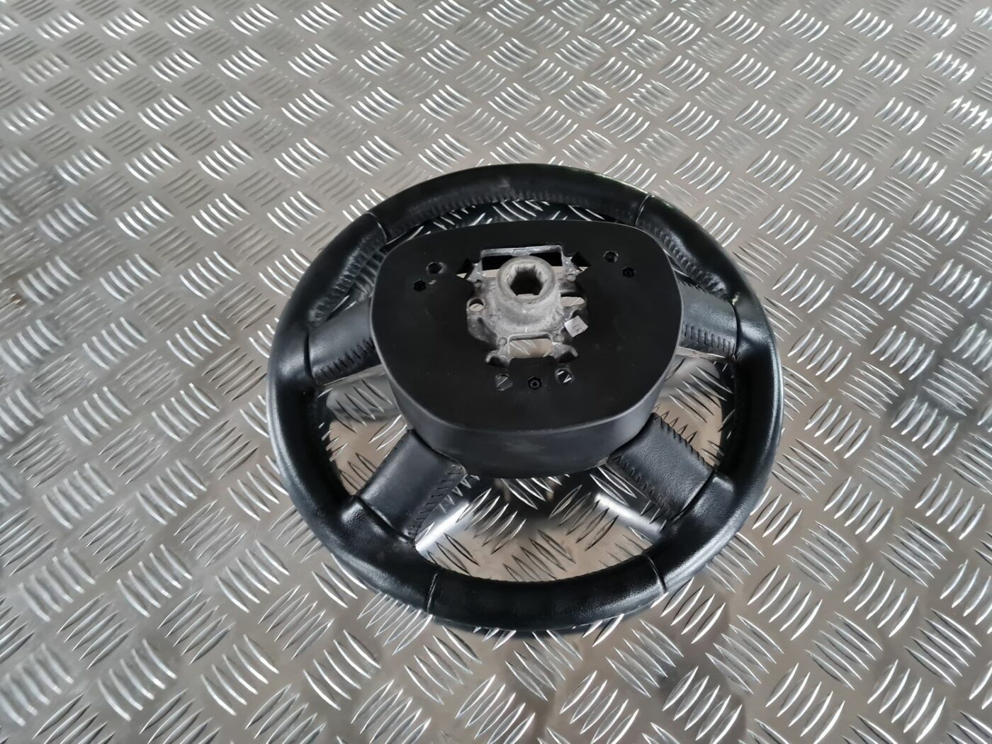 Stūre priekš FORD FOCUS C-MAX 2004 2 Stūre priekš FORD FOCUS C-MAX 2004