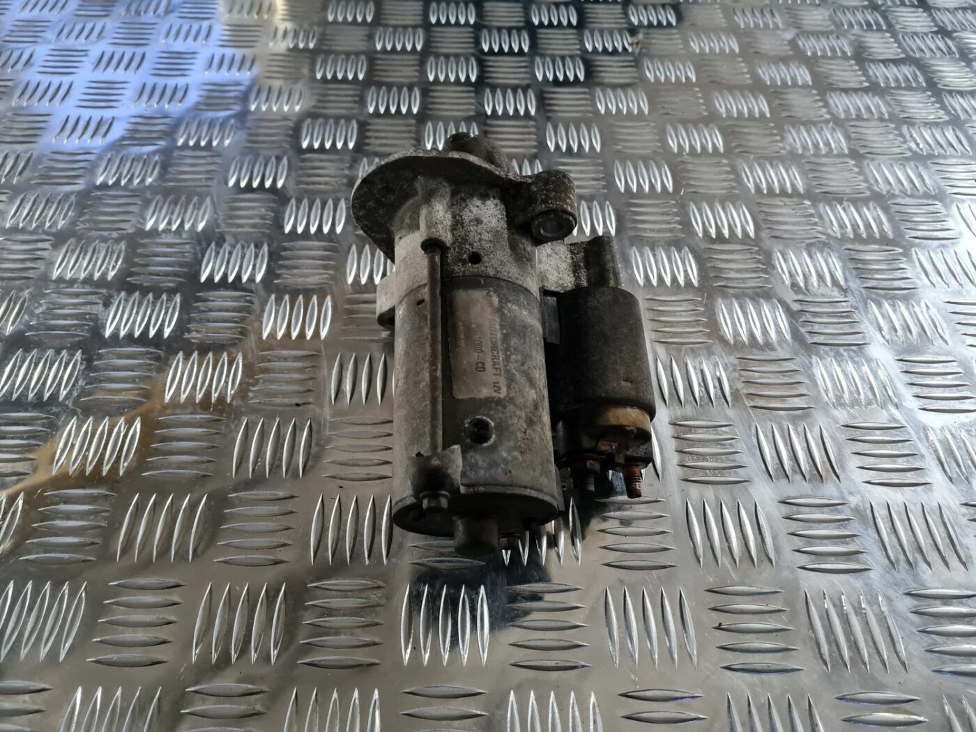 Starteris priekš FORD FOCUS C-MAX 2004 4 Starteris priekš FORD FOCUS C-MAX 2004