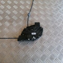 Priekšējo labo durvju slēdzene priekš VOLVO C30 2008 SILVER