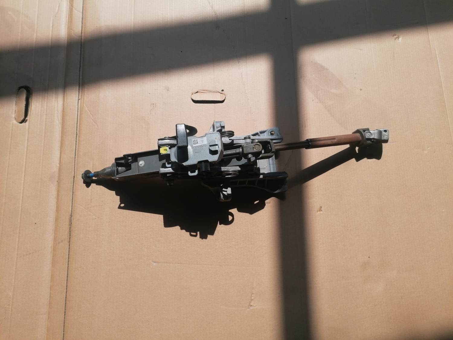 Stūres statne priekš VOLVO C30 2008 SILVER 1 Stūres statne priekš VOLVO C30 2008 SILVER