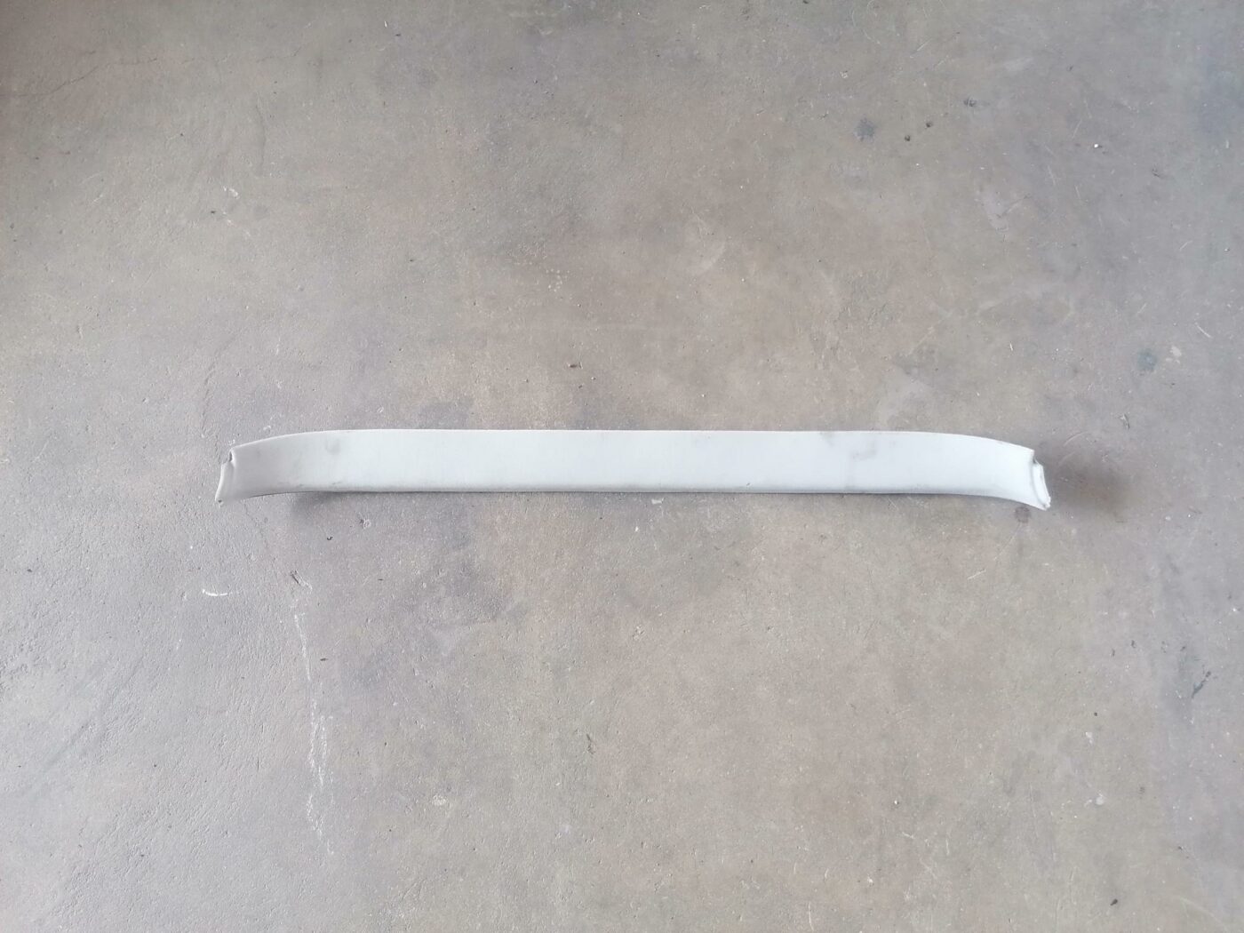 Bagāžnieka vāka apdare priekš TOYOTA AVENSIS 2007 1 Bagāžnieka vāka apdare priekš TOYOTA AVENSIS 2007