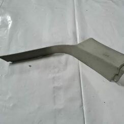 Bagažnieka nodalījuma statnes apdare priekš MERCEDES BENZ ML320 2006 SILVER