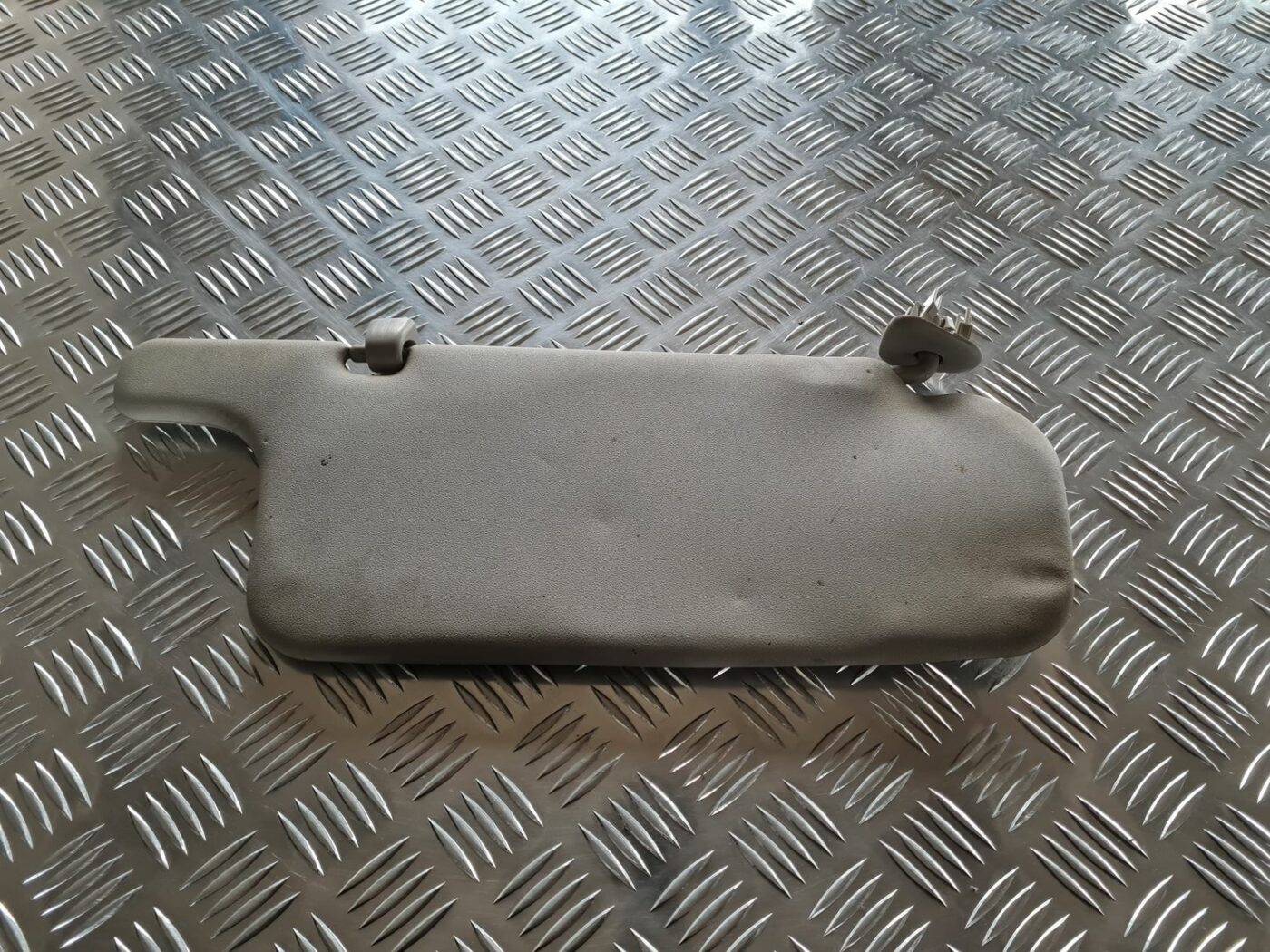 Saules aizsargs priekš TOYOTA COROLLA VERSO 2003 2 Saules aizsargs priekš TOYOTA COROLLA VERSO 2003