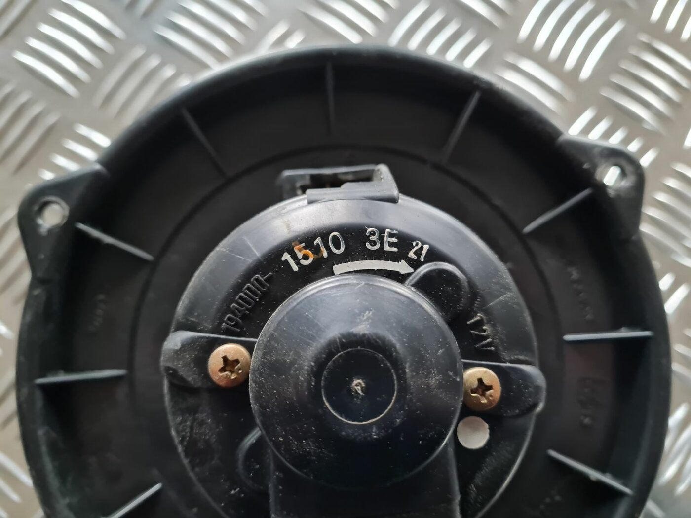 Salona ventilators priekš TOYOTA COROLLA VERSO 2003 3 Salona ventilators priekš TOYOTA COROLLA VERSO 2003