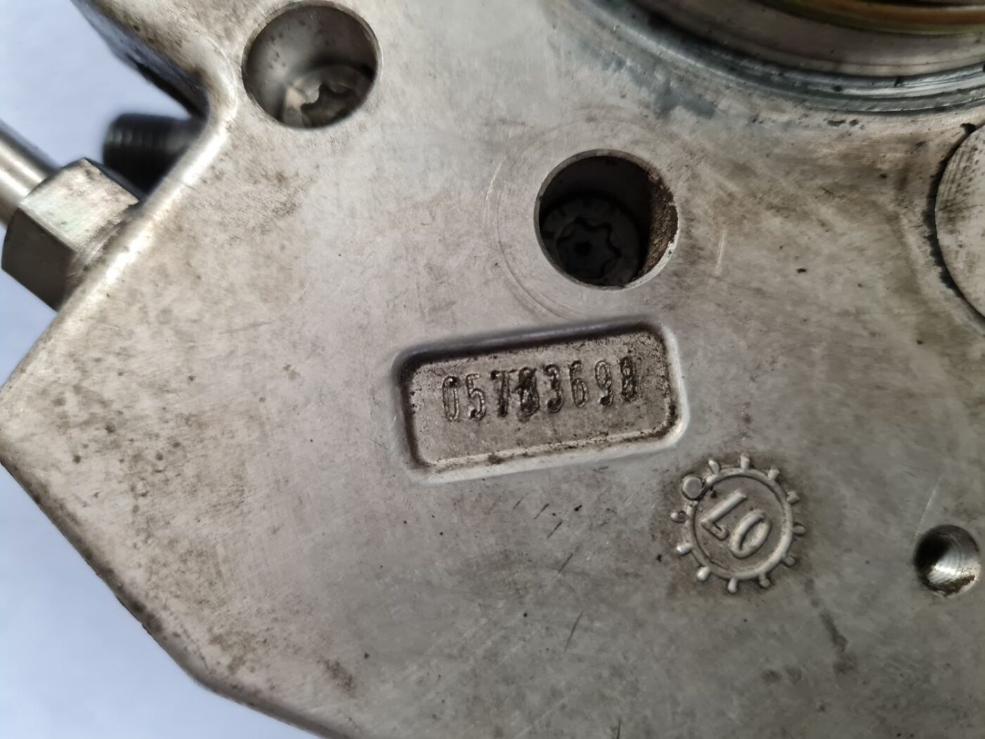 Augstspiediena degvielas sūknis priekš MERCEDES BENZ ML320 2006 SILVER 2 Augstspiediena degvielas sūknis priekš MERCEDES BENZ ML320 2006 SILVER