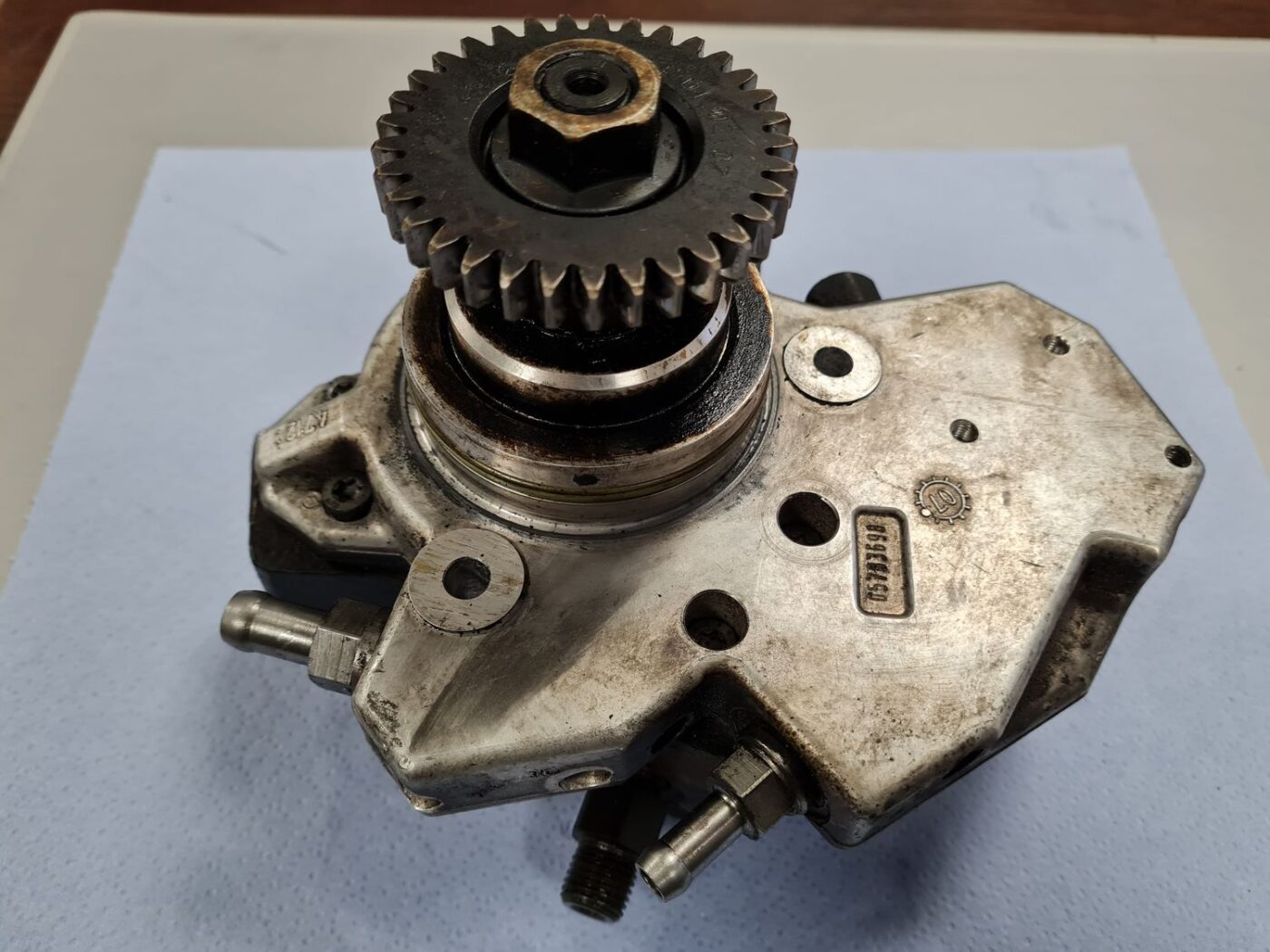 Augstspiediena degvielas sūknis priekš MERCEDES BENZ ML320 2006 SILVER 11 Augstspiediena degvielas sūknis priekš MERCEDES BENZ ML320 2006 SILVER