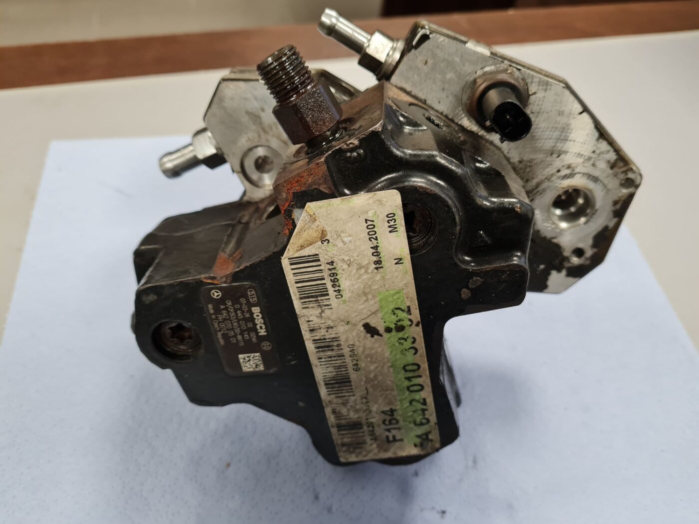 Augstspiediena degvielas sūknis priekš MERCEDES BENZ ML320 2006 SILVER 8 Augstspiediena degvielas sūknis priekš MERCEDES BENZ ML320 2006 SILVER