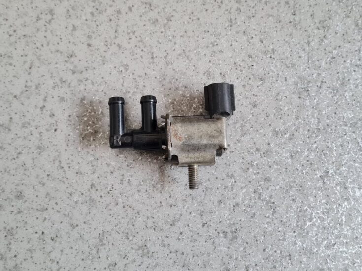 Izplūdes solenoīda vārsts priekš MITSUBISHI LANCER 2006