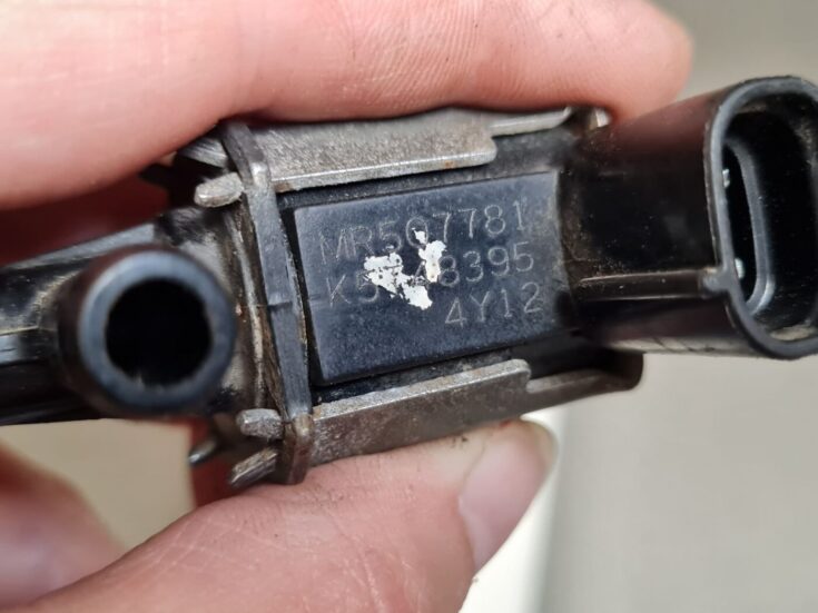 Izplūdes solenoīda vārsts priekš MITSUBISHI LANCER 2006