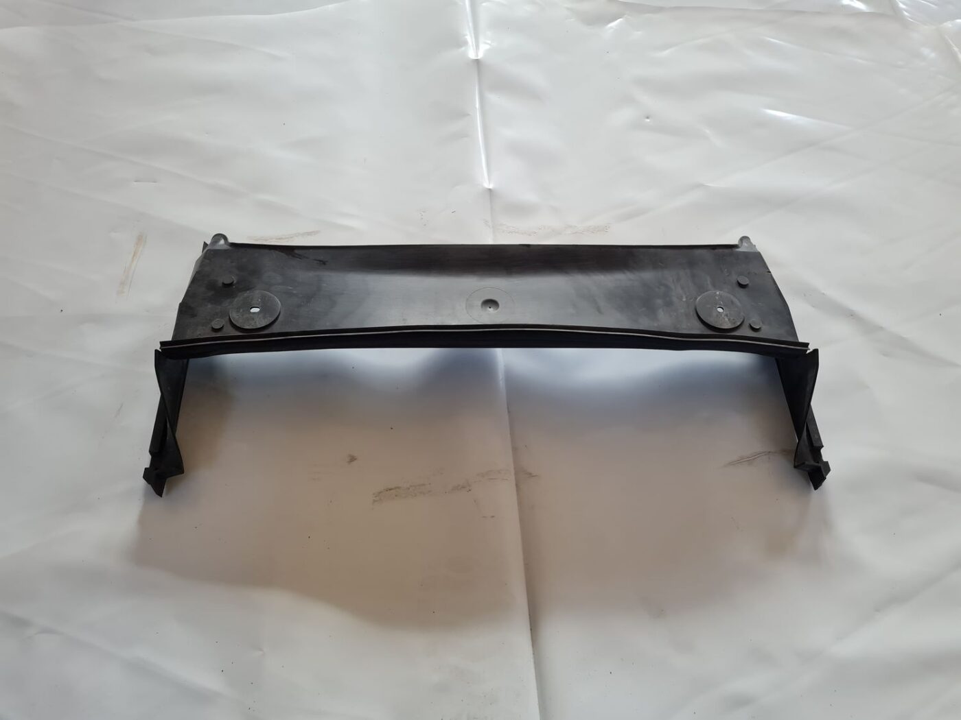 Ieplūdes gaisa deflektors/Difuzors priekš VOLVO V70 2002 ASHGOLD 3 Ieplūdes gaisa deflektors/Difuzors priekš VOLVO V70 2002 ASHGOLD