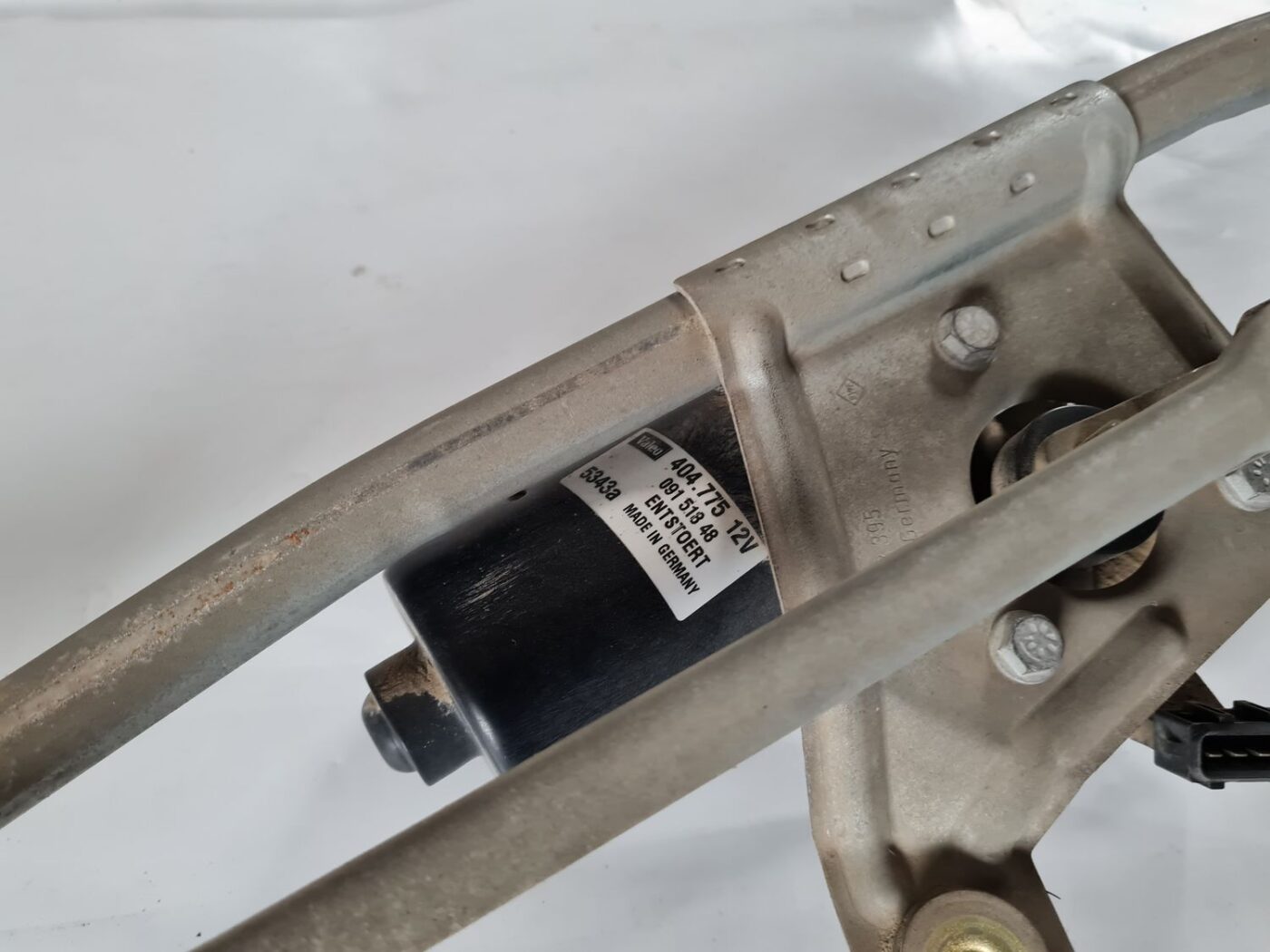 Vējstikla tīrīšanas mehānisms priekš VOLVO V70 2003 SILVER 3 Vējstikla tīrīšanas mehānisms priekš VOLVO V70 2003 SILVER