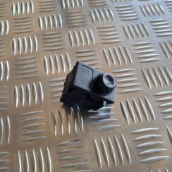 Spoguļa regulēšanas poga priekš NISSAN X-TRAIL 2002