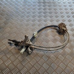 Pārnesumu pārslēgšanas mehānisma troses priekš NISSAN X-TRAIL 2002