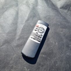 Navigācijas vadības pults priekš RENAULT ESPACE IV 2006