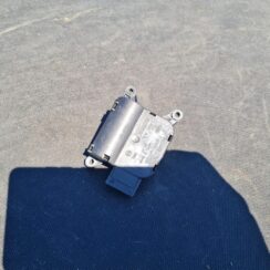 Apsildes sistēmas aktuators priekš AUDI A4 AVANT 2004