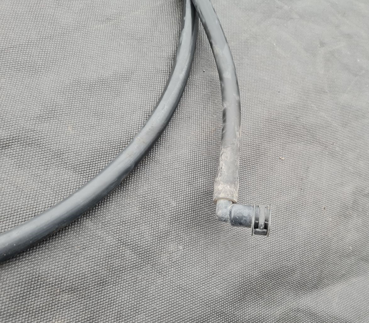 Lukturu mazgātāja sprauslas šļūtene priekš OPEL INSIGNIA SPORTS TOURER 2010 2 Lukturu mazgātāja sprauslas šļūtene priekš OPEL INSIGNIA SPORTS TOURER 2010