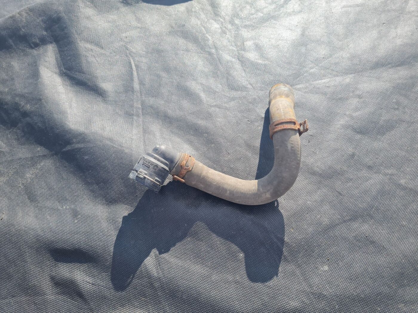 Dzesēšanas caurule priekš VW GOLF VARIANT 2012 1 Dzesēšanas caurule priekš VW GOLF VARIANT 2012